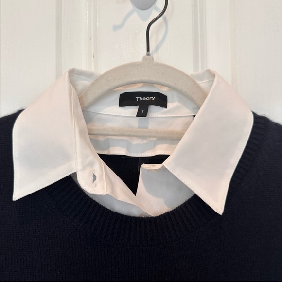 Theory Cropped Mock Neck Sweater in Cashmere - Picture 3 of 7